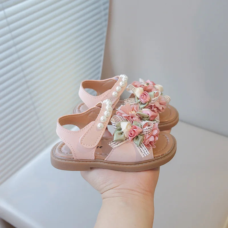 Rosebud Pearl Flower Sandals