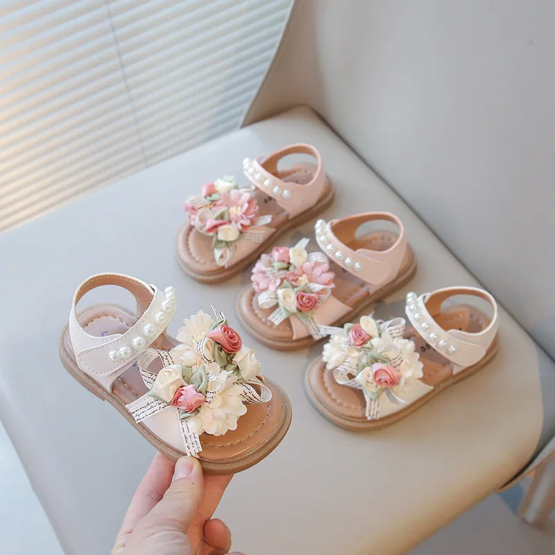 Rosebud Pearl Flower Sandals